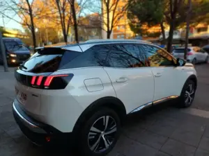 Peugeot 3008 GT Híbrido SUV 130 CV