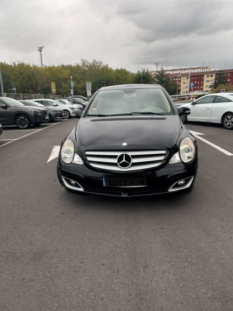 Mercedes-Benz Clase R Base Diesel SUV 224 CV