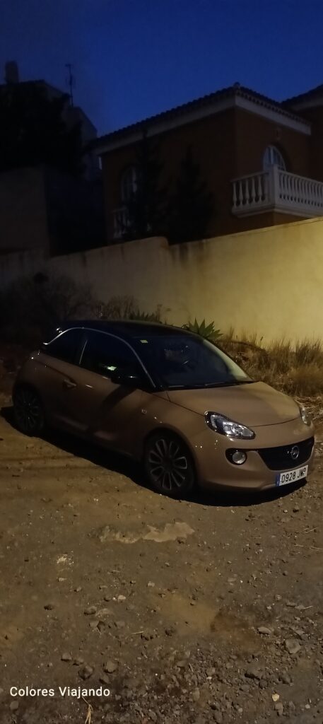 Opel Adam Standard Gasolina Hatchback 87 CV