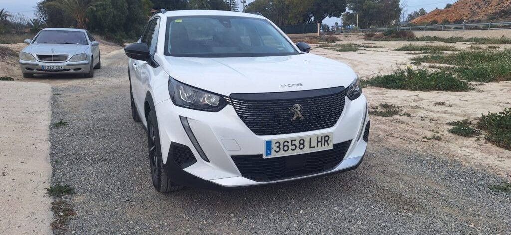 Peugeot 2008 1.5 BlueHDi 110 Diésel SUV 110 CV