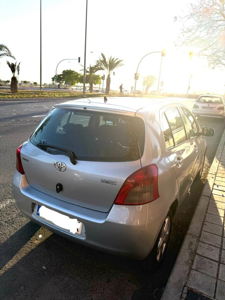 Toyota Yaris 1.3 VVT-i Gasolina Utilitario 67 CV