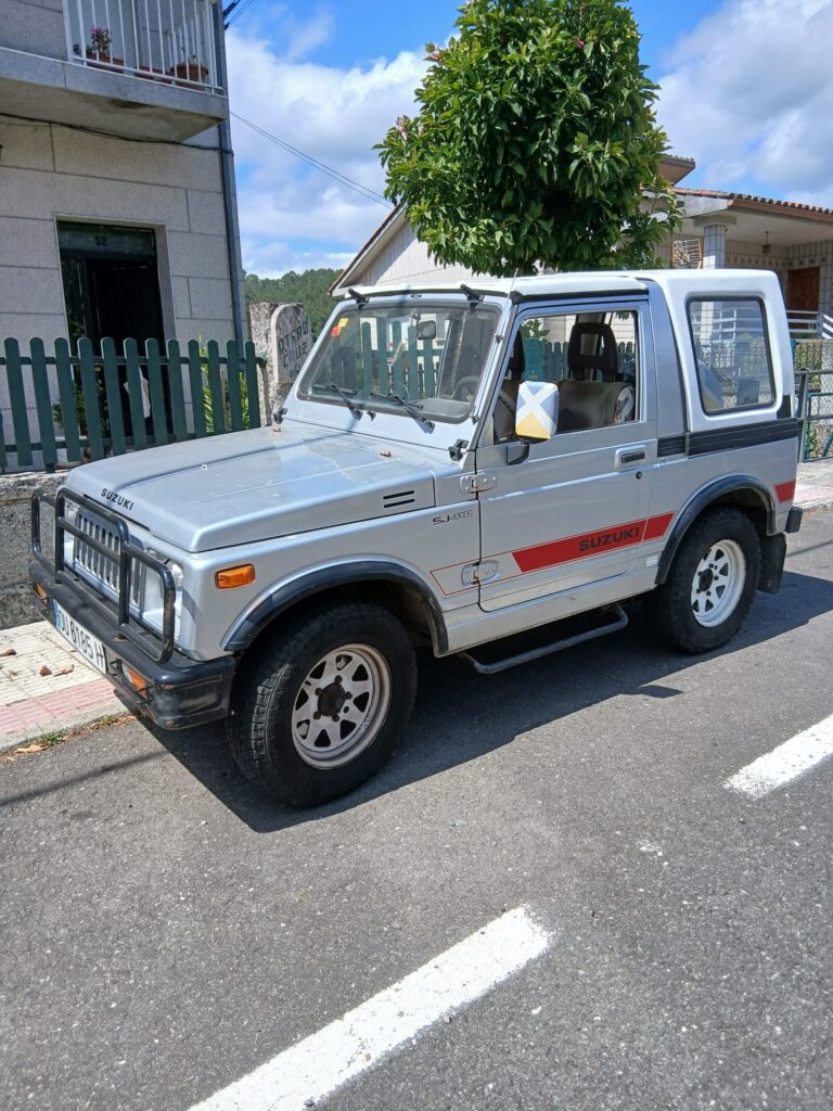 SUZUKI Otro modelo Otra versión Gasolina Otro 990 CV
