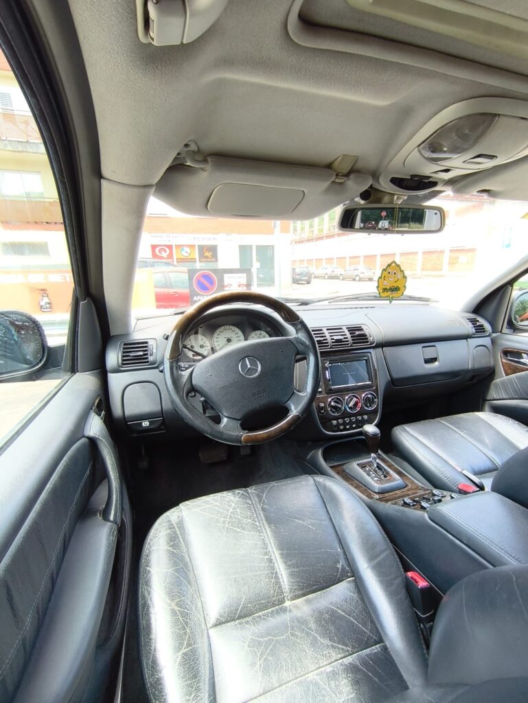 Mercedes-Benz Clase M ML 55 AMG Gasolina SUV 347 CV