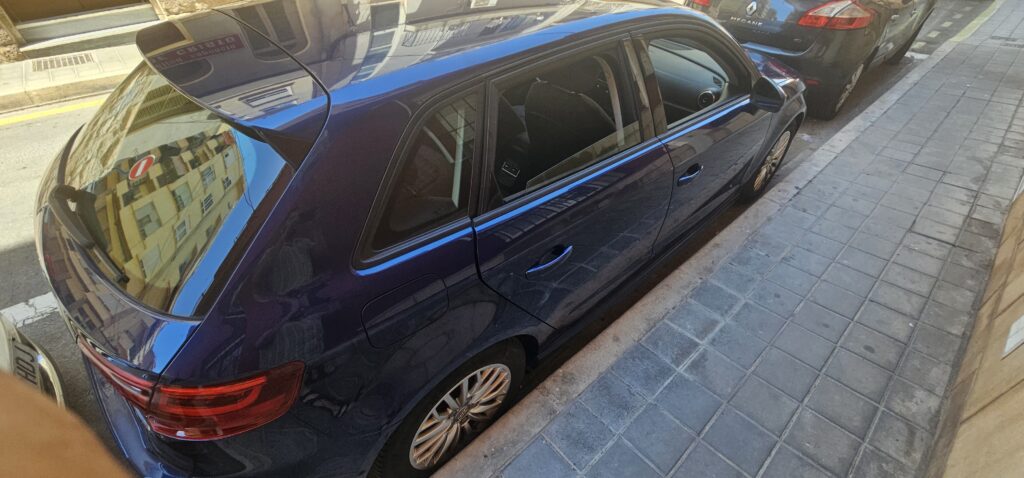 Audi A3 1.6 TDI (8P) Diésel Berlina 110 CV