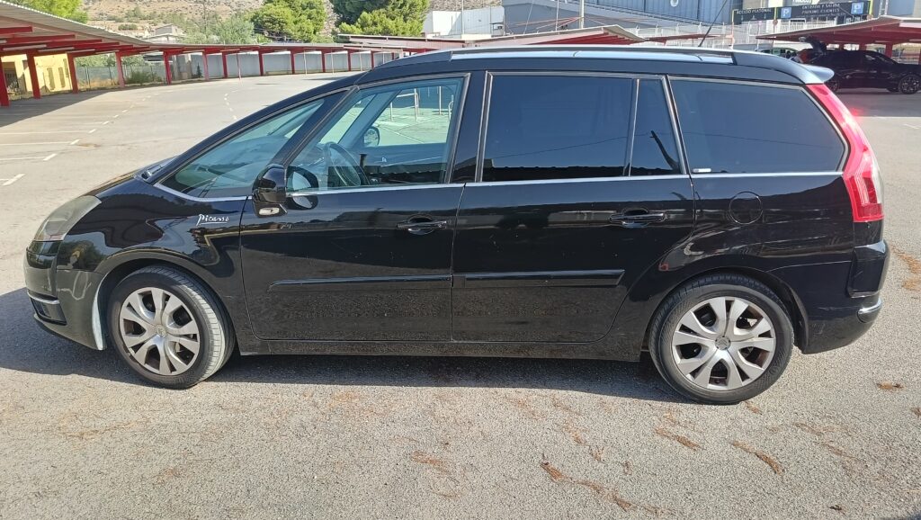 Citroën Grand C4 Picasso 1.6 HDi Diésel Monovolumen 110 CV