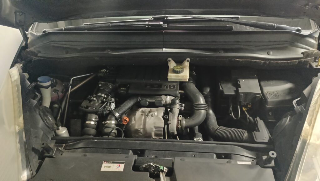Citroën Grand C4 Picasso 1.6 HDi Diésel Monovolumen 110 CV