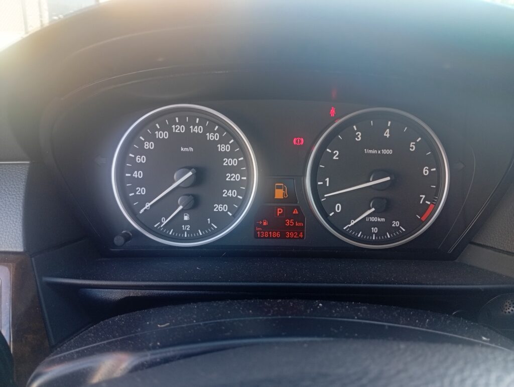 BMW 5 Series 530i Gasolina Otro 240 CV