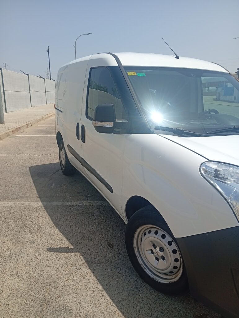 Opel Combo 1.3 CDTI Diésel Furgoneta 95 CV
