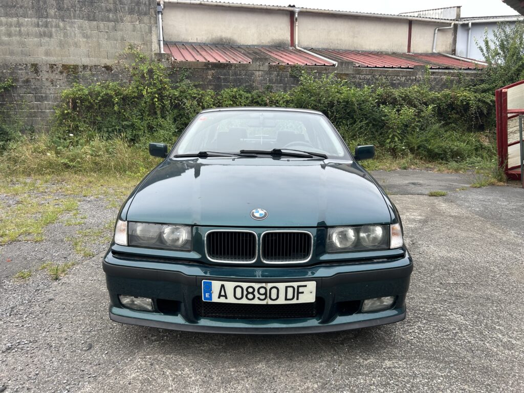 BMW 3 Series 320I Gasolina Berlina 149 CV